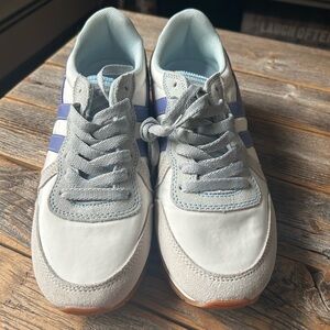 NWOT Trendy Gola Blue Striped Sneakers Sz7